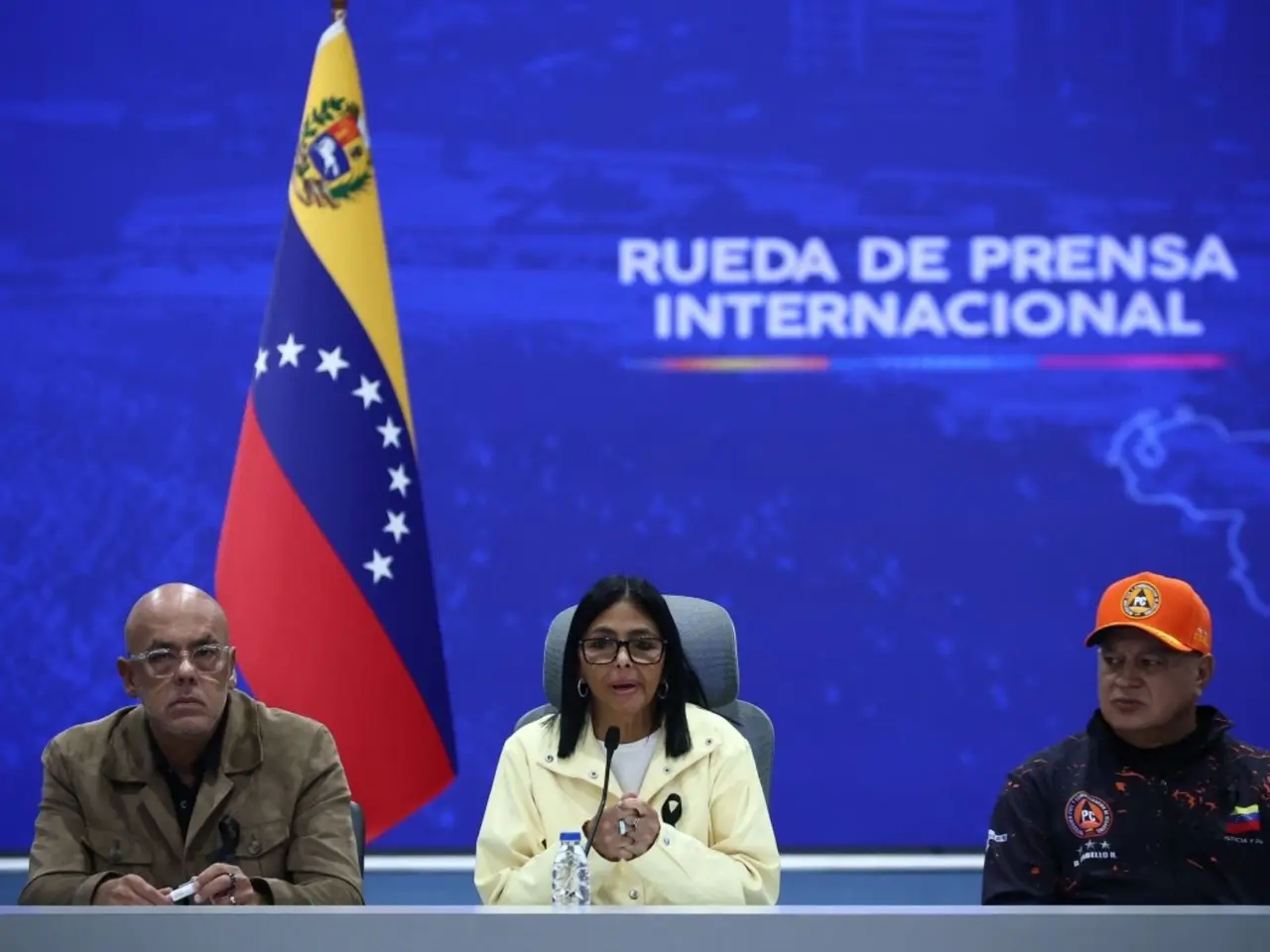 From left to right: President of the National Assembly, Jorge Rodriguez; Interim President of Venezuela, Delcy Rodríguez; Interior Minister, Diosdado Cabello
