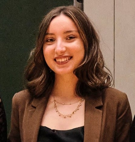 Ana-Maria Schwirzenbeck